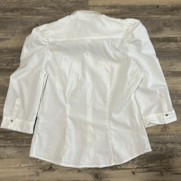 New York & Company white, puffy shoulder white button-down, size Medium tall - Picture 4 of 5